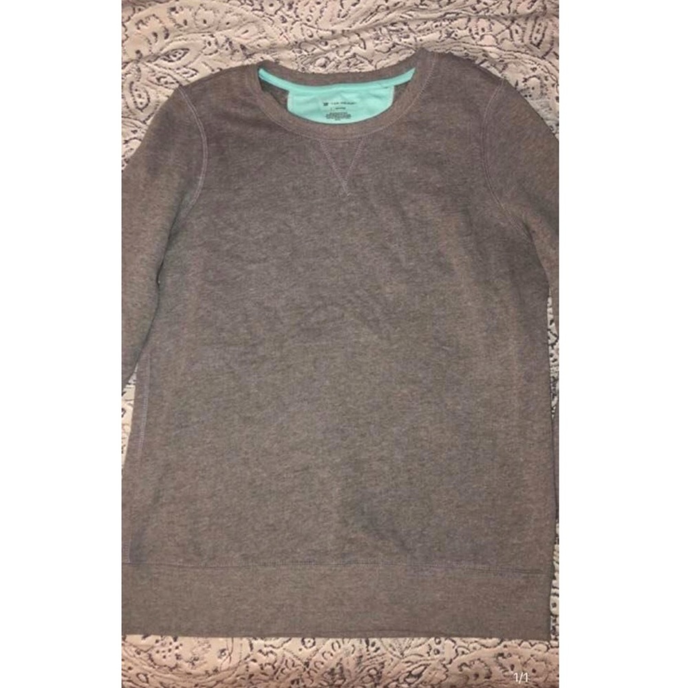 Trek gear crew neck